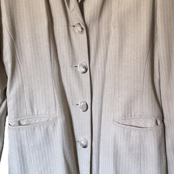 Barami Couture 100% Viscoise pin stripe skirt suit set - Picture 3 of 8